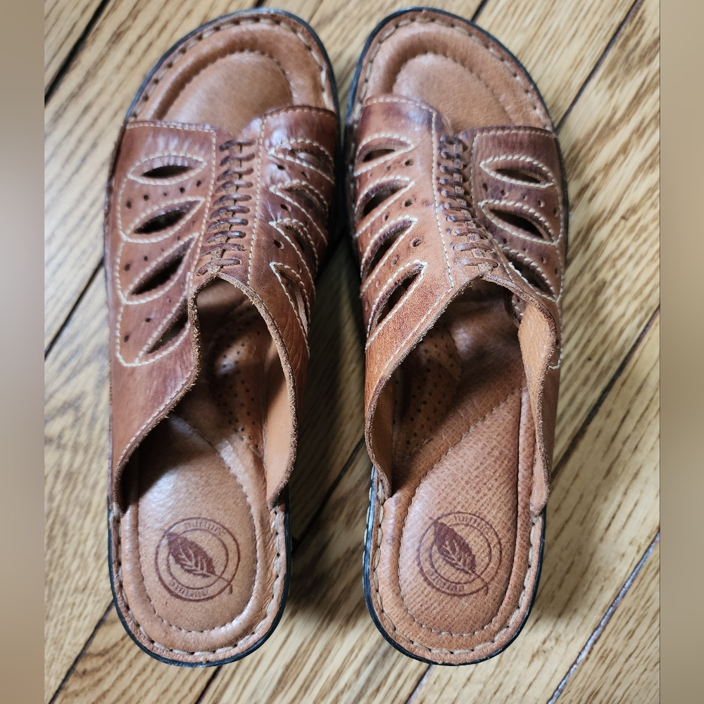 Nurture By Lamaze - Brown Leather size 7